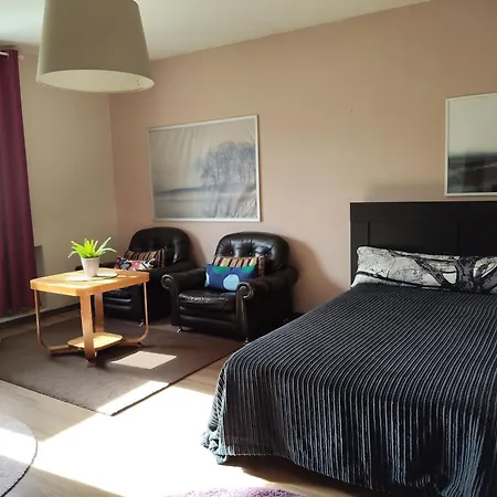 Kotamaeen Wanha Koulu Apartment