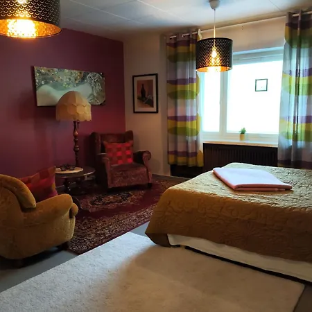 Kotamaeen Wanha Koulu Apartment Pieksamaki